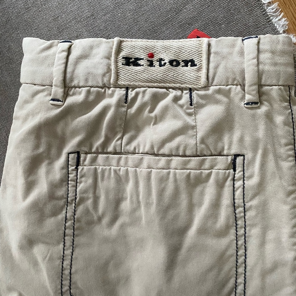 Kiton men pants 98%cotton. Made in Napoli. Beige, smart casual pants.Never worn